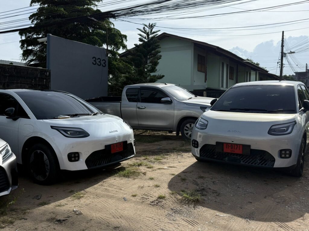 🚗✨ ต้นรถเช่าภูเก็ต — บริการรถเช่าราคาคุ้มสุดในภูเก็ต! ✨🚗
อยากเที่ยวภูเก็ตแบบสะดวก สบาย ประหยัด ต้องที่นี่เลย!
✅ รถยนต์เริ่มต้นเพียง 550 บาท/วัน
✅ มอเตอร์ไซค์เริ่มต้นเพียง 150 บาท/วัน
✅ มีทั้งรถเล็ก รถ 7 ที่นั่ง รถกระบะ และรถไฟฟ้า (EV) ให้เลือกครบ
✅ ฟรี! รับ–ส่งสนามบินภูเก็ต 24 ชั่วโมง
✅ รถใหม่ สะอาด พร้อมประกันทุกคัน
✅ จองง่าย แค่ทักไลน์หรือโทรเลย
📍ร้านอยู่ตรงข้ามสนามบินภูเก็ต (รับรถง่าย ไม่ต้องรอนาน)
📞 โทร: 091-527-6862
💬 LINE: @abc000
🌐 เว็บไซต์: https://xn--12cr6accr5cva1lzctde6gij.com/
ขับเที่ยวภูเก็ตได้ทั่วทั้งเกาะ ราคาคุ้ม บริการจริงใจ
“คิดถึงรถเช่า คิดถึงต้นรถเช่าภูเก็ต” ❤️